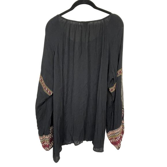 SUNDANCE Women’s Black Embroidered Geometric Peasant Tassel Blouse Boho Size L - Picture 4 of 6